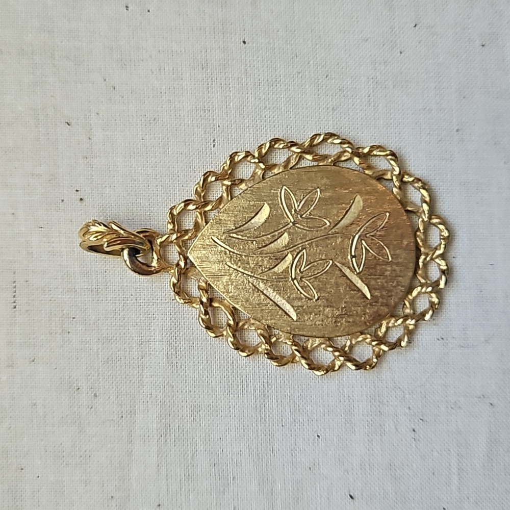 Vintage pendant